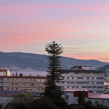 Moderno Apartamento Con Vistas A La Ria De ヴィーゴ エクステリア 写真