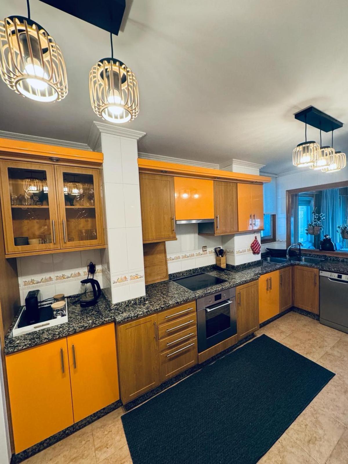 Moderno Apartamento Con Vistas A La Ria De ヴィーゴ エクステリア 写真